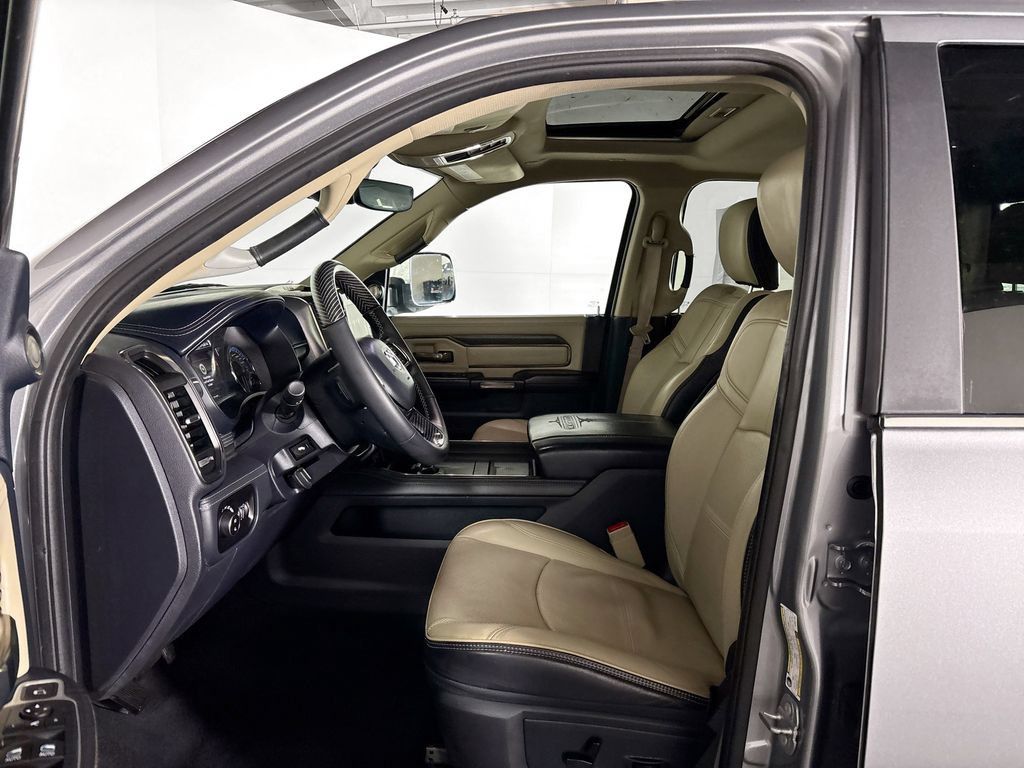 Used 2020 RAM 3500 Limited AWD/4WD image 11