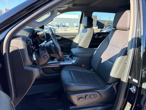 Used 2024 Chevrolet Silverado 1500 LTZ w/ Z71 Off-Road Package image 11