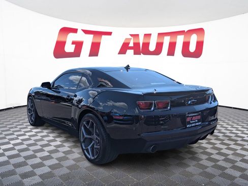 Used 2010 Chevrolet Camaro SS w/ RS Package RWD image 3