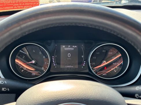 Used 2018 Jeep Compass Latitude AWD/4WD image 24