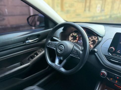 Used 2019 Nissan Altima 2.5 S image 14