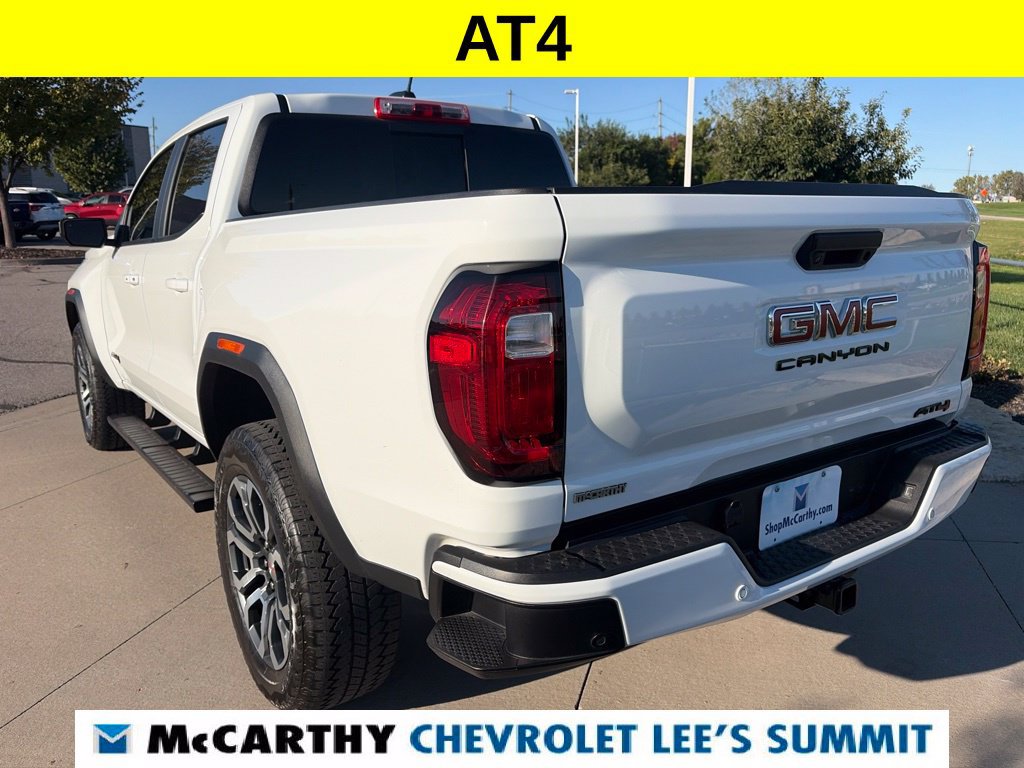Used 2024 GMC Canyon AT4 w/ AT4 Premium Package AWD/4WD image 12