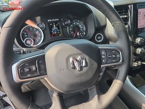 Used 2025 RAM 1500 Big Horn AWD/4WD image 12
