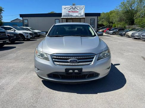 Used 2011 Ford Taurus Limited w/ 303A Rapid Spec Order Code image 2