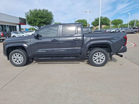 Used 2024 Toyota Tacoma SR5 image 3