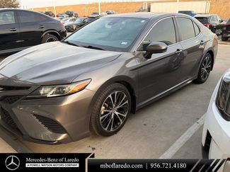 Used 2018 Toyota Camry SE w/ Moonroof Package video 1