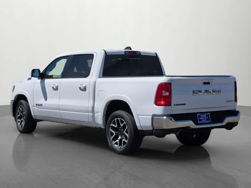 Used 2025 RAM 1500 Laramie AWD/4WD image 4