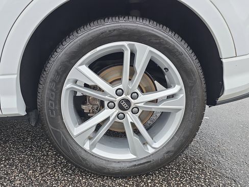 Used 2023 Audi Q3 2.0T Premium Plus w/ Premium Plus Package image 32