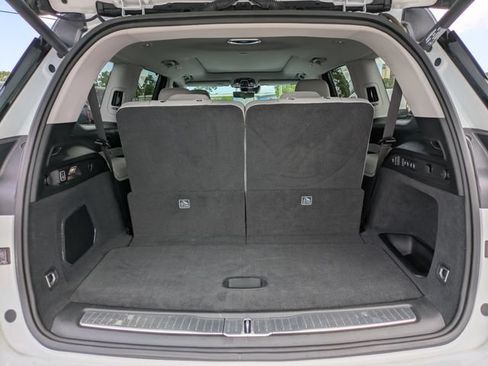 Certified 2022 Jeep Grand Cherokee L Summit w/ Advanced Protech Group IV AWD/4WD image 8