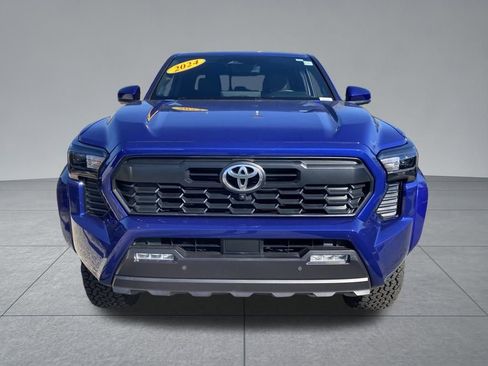 Used 2024 Toyota Tacoma TRD Off-Road image 18