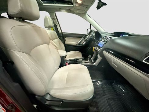 Used 2018 Subaru Forester 2.5i Limited image 32