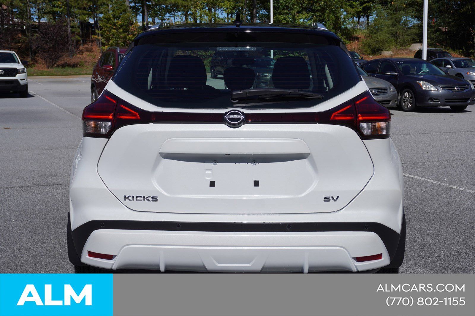 Used 2024 Nissan Kicks SV FWD image 6