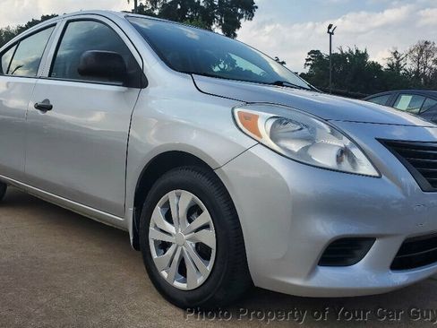Used 2014 Nissan Versa S Plus image 7