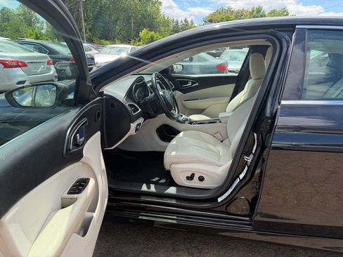 Used 2015 Chrysler 200 Limited w/ Spring Special Group FWD image 14