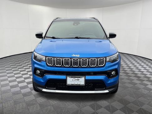 Used 2024 Jeep Compass Limited image 2