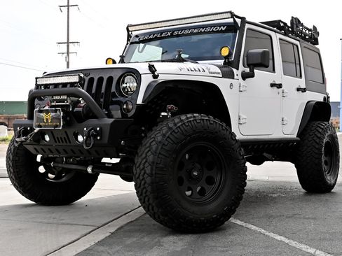 Used 2015 Jeep Wrangler Unlimited Sport image 63