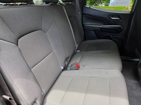 Used 2025 Chevrolet Colorado LT RWD image 11