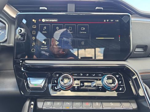 New 2026 GMC Sierra 2500 AT4 w/ AT4 Premium Plus Package AWD/4WD image 28