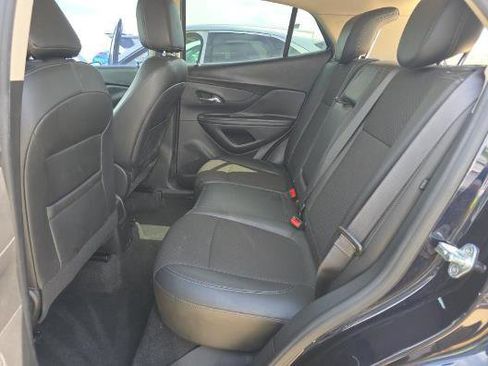 Used 2021 Buick Encore Preferred AWD/4WD image 13