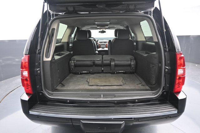 Used 2013 Chevrolet Suburban LTZ AWD/4WD image 9