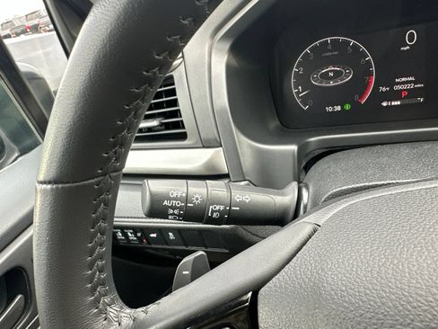 Used 2025 Honda Odyssey EX-L image 53