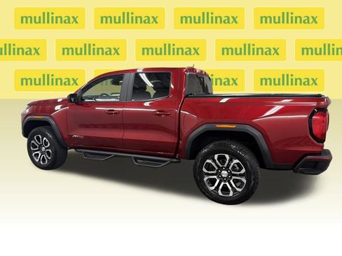 Used 2024 GMC Canyon AT4 w/ AT4 Premium Package image 10