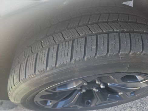 Used 2021 RAM 1500 Limited w/ Night Edition image 4