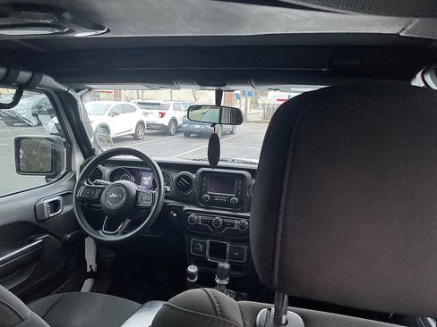 Used 2021 Jeep Wrangler Unlimited Sport image 20