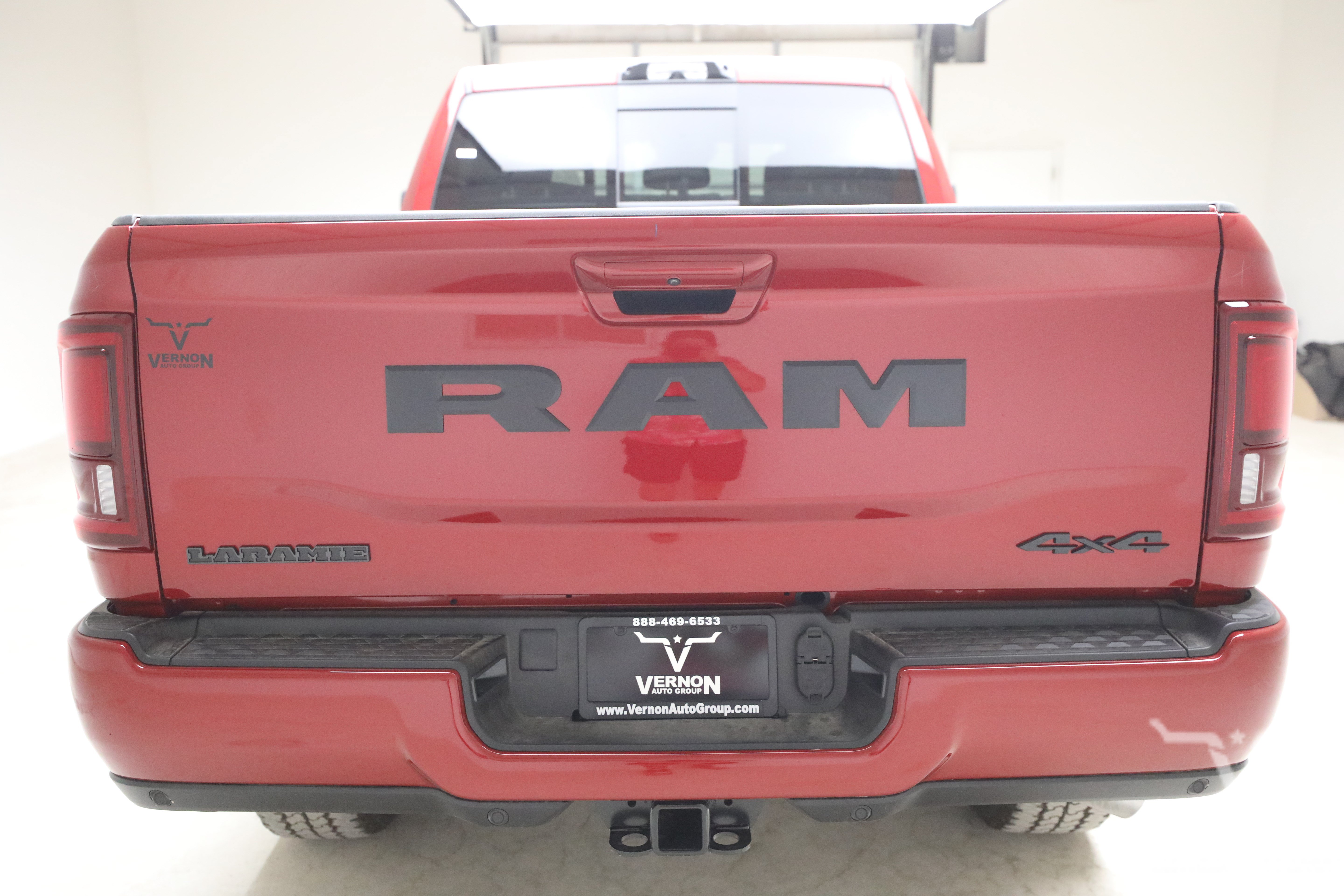 New 2027 RAM 3500 Laramie AWD/4WD image 4