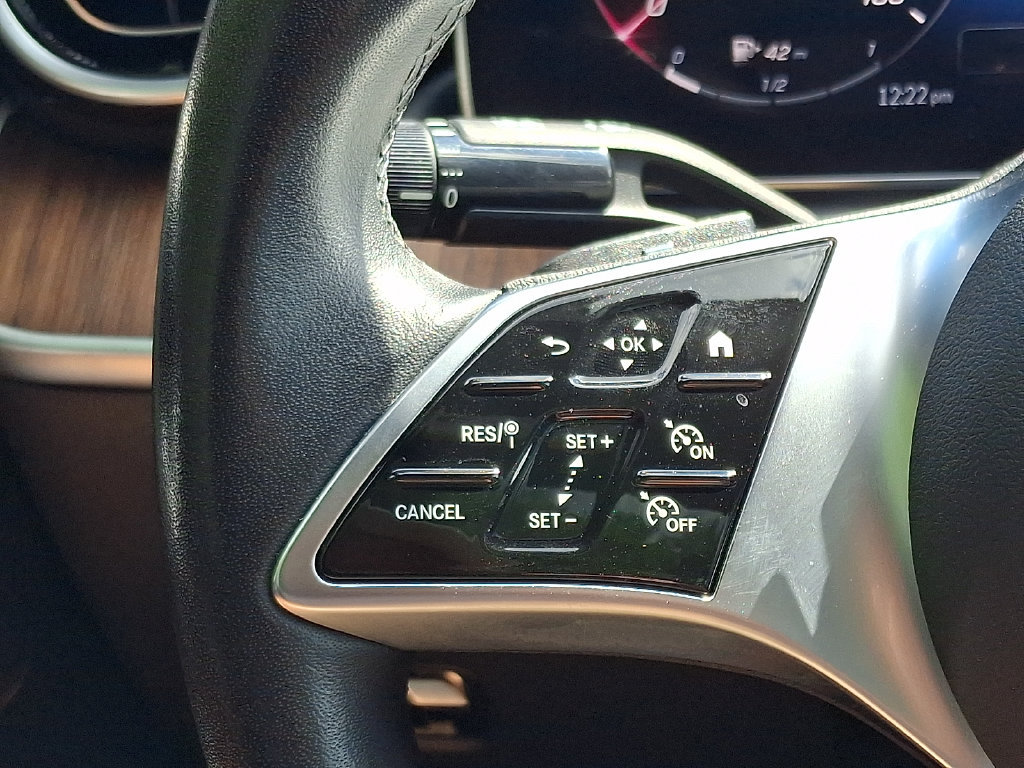 Used 2024 Mercedes-Benz C 300 4MATIC Sedan image 21