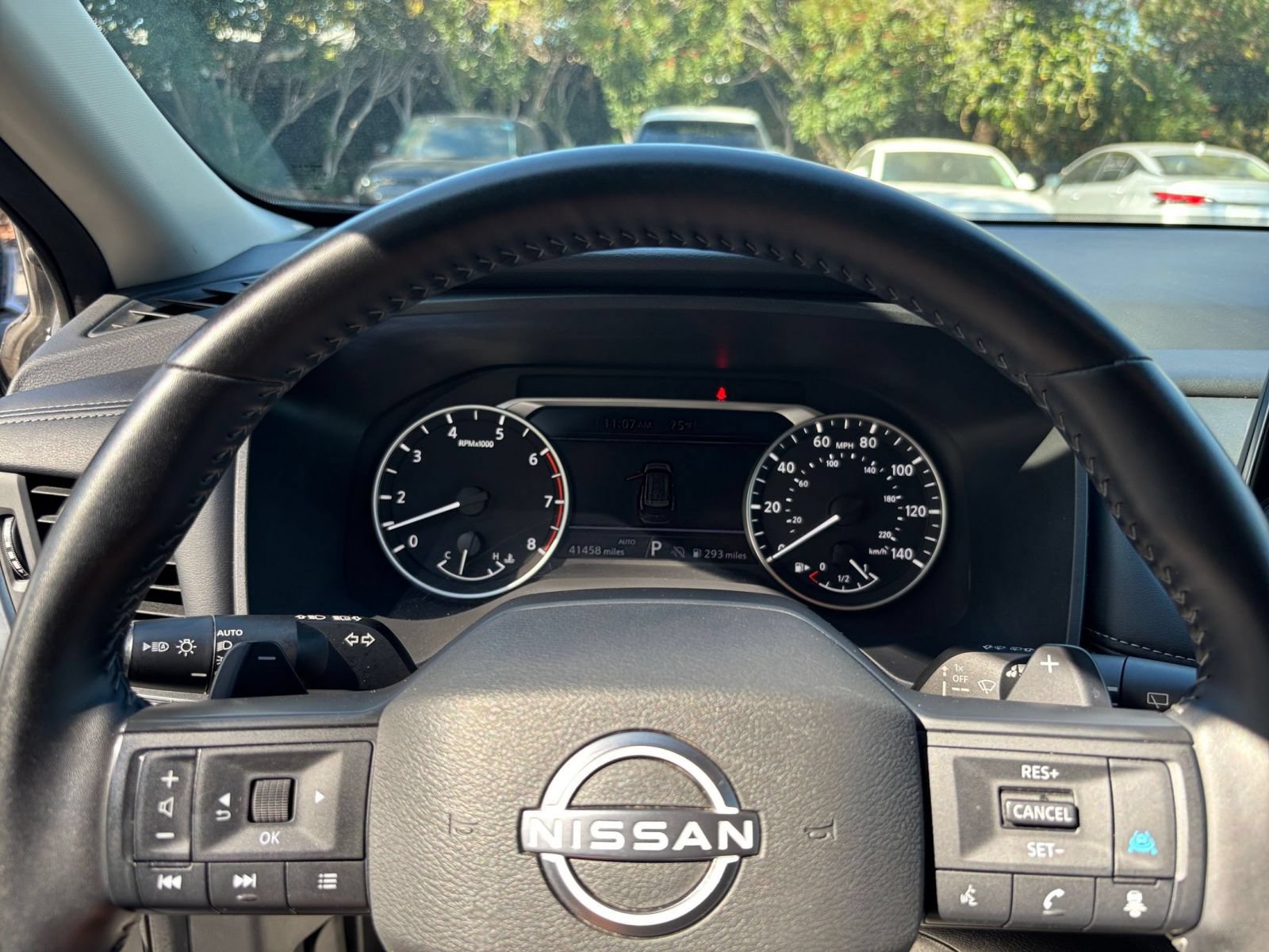 Used 2025 Nissan Rogue SV AWD/4WD image 29