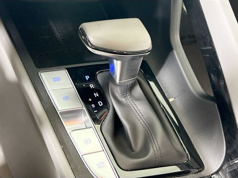 Used 2023 Hyundai Elantra SEL w/ Convenience Package FWD image 17
