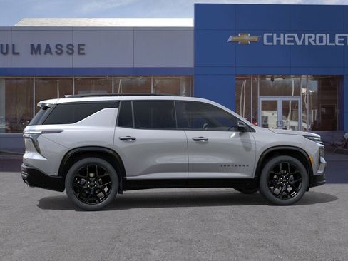 New 2026 Chevrolet Traverse RS w/ LPO, Floor Liner Package image 5