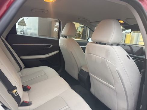 Used 2025 Hyundai Sonata SEL image 8