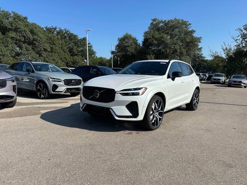 New 2026 Volvo XC60 T8 Polestar image 2