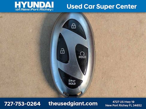 Used 2024 Hyundai Elantra SEL image 31