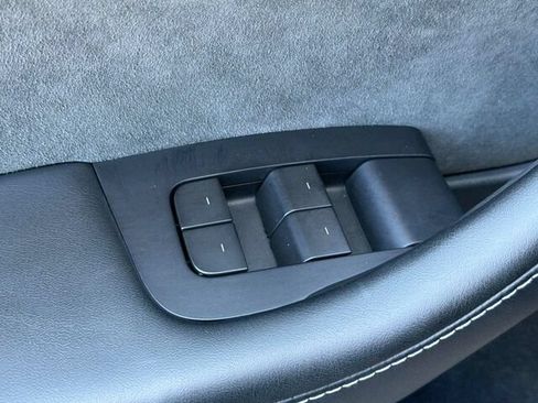Used 2023 Tesla Model Y Long Range AWD/4WD image 14