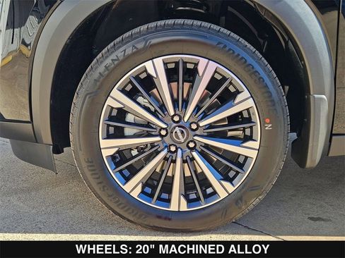 New 2026 Nissan Pathfinder Platinum image 31