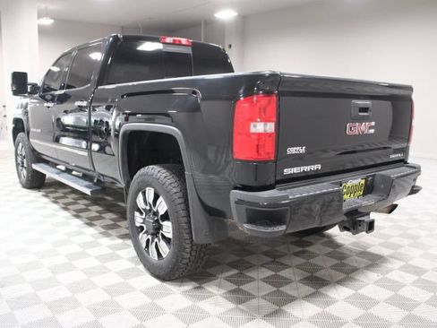 Used 2019 GMC Sierra 2500 Denali w/ LPO, Protection Package AWD/4WD image 9