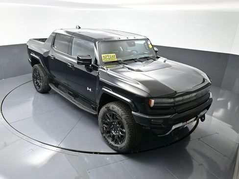 New 2025 GMC Hummer EV 2X w/ LPO, Sport Package image 39