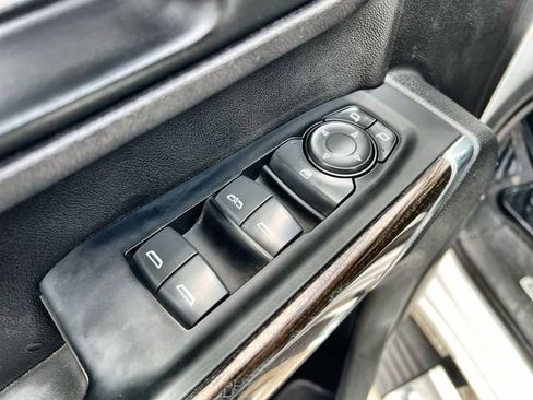 Used 2023 Chevrolet Silverado 2500 LT image 21