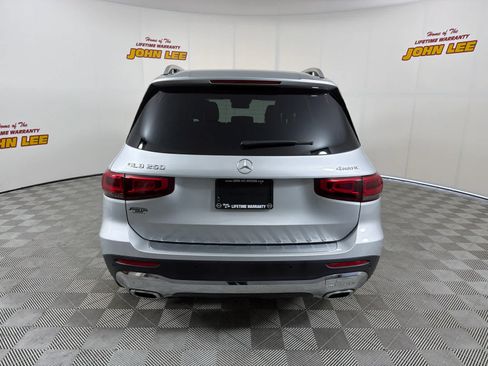 Used 2020 Mercedes-Benz GLB 250 4MATIC image 4