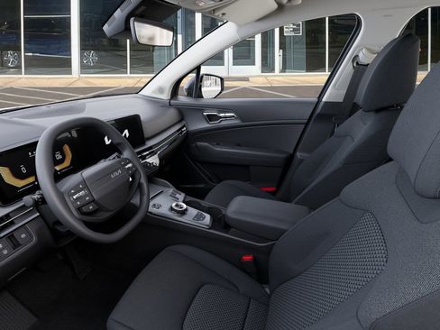 New 2026 Kia Sportage LX image 17