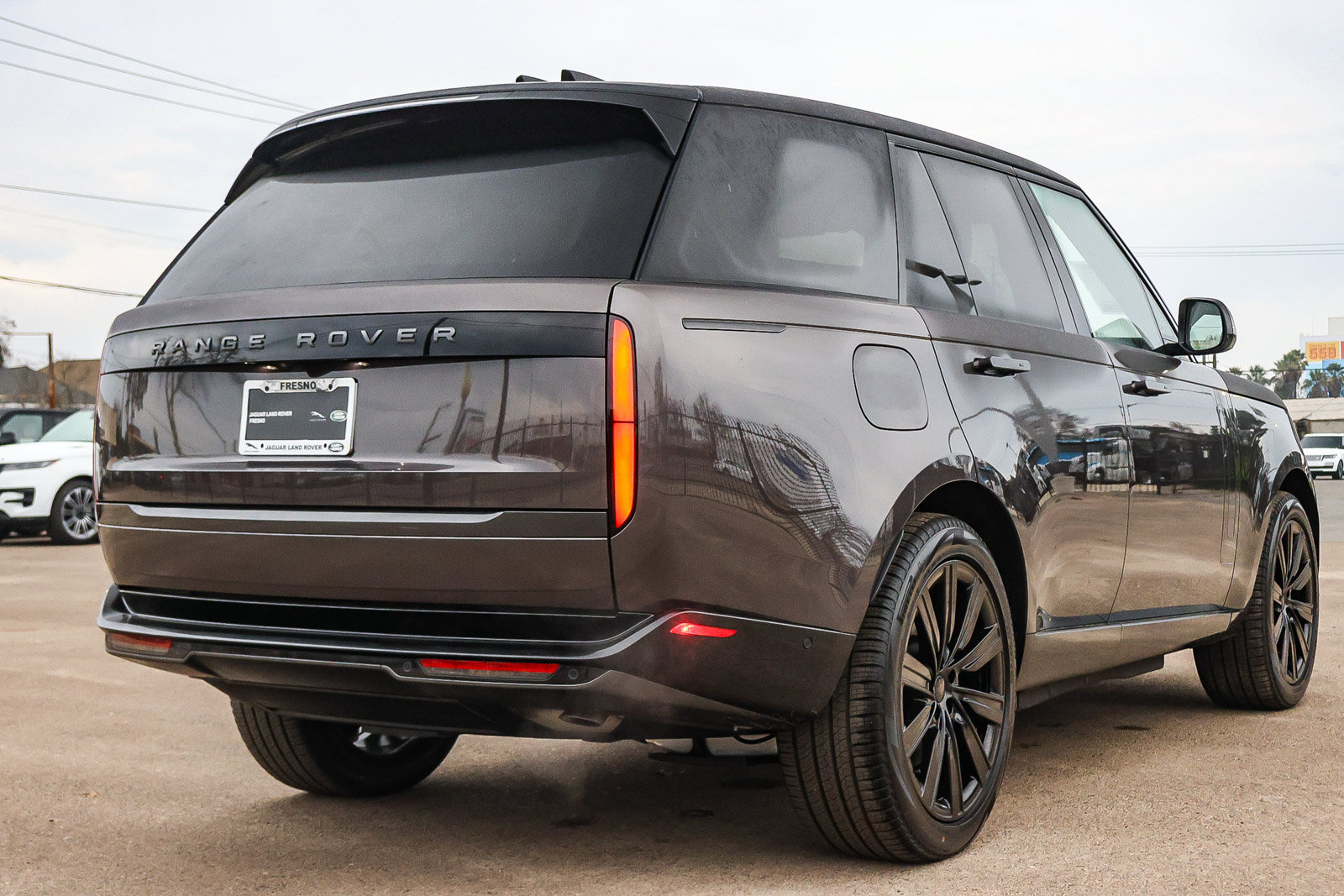 New 2026 Land Rover Range Rover SE AWD/4WD image 5