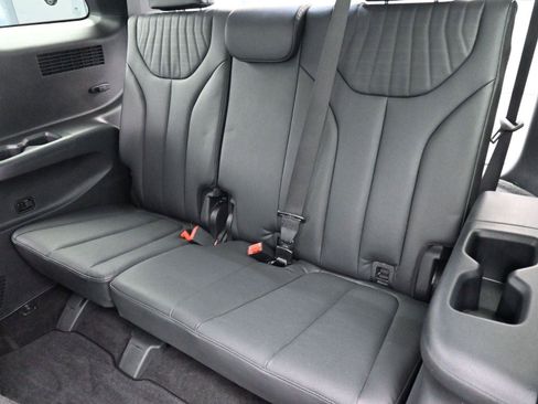 Used 2023 Hyundai Palisade Limited image 33