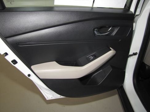 Certified 2023 Honda Accord EX image 13