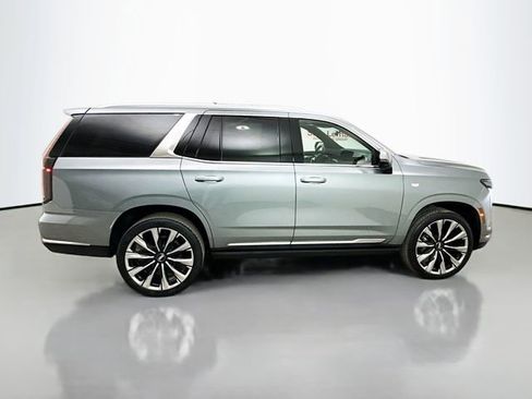 Used 2025 Cadillac Escalade Premium Luxury w/ Touring Package image 8