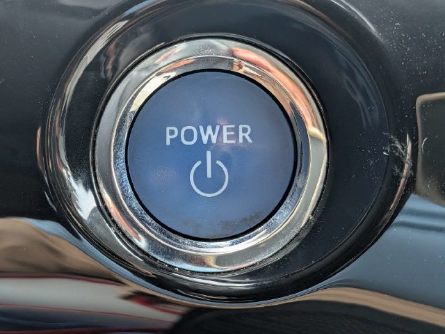 Used 2018 Toyota Prius Four w/ Advanced Technology Package FWD image 27
