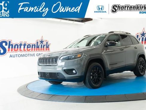 Used 2023 Jeep Cherokee Altitude Lux AWD/4WD image 1