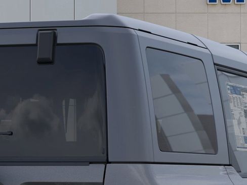 New 2025 Ford Bronco 4-Door image 25